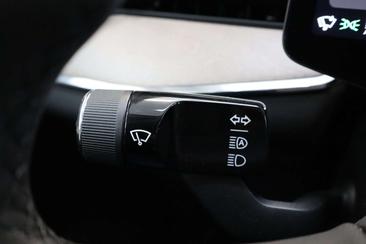 Volvo XC60 Twin Motor — photo 37