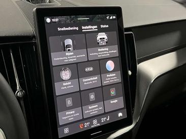 Volvo XC60 T8 Recharge — photo 31