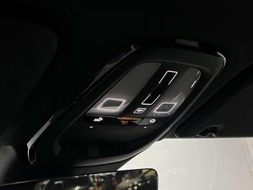 Volvo XC60 T8 Recharge — photo 40