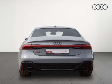 Audi RS7 — photo 7