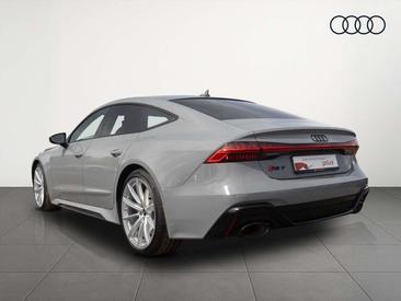 Audi RS7 — photo 8