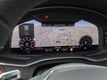 Audi RS7 — photo 14