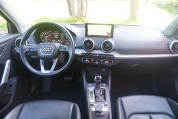 Audi Q2 Advanced 35 TFSI — photo 12