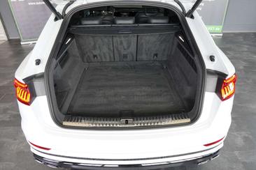 Audi SQ8 Competition Plus — photo 9