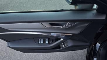 Audi A6 S Line 55 TFSI E — photo 17
