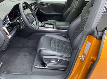 Audi RSQ8 4.0 TFSI — photo 12