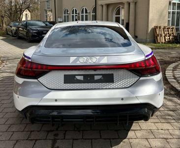 Audi E-tron GT ICE RACE EDITION — photo 10