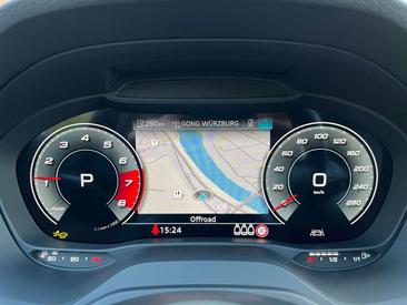Audi Q2 Advanced 35 TFSI — photo 11