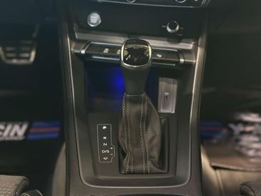 Audi Q3 S Line 35 TDI — photo 32