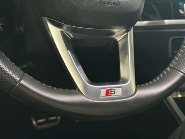 Audi Q3 S Line 35 TDI — photo 35