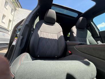 Audi Q3 S Line 40 TDI — photo 13