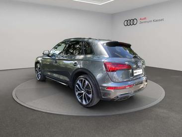Audi Q5 S Line 50 TFSI E — photo 3