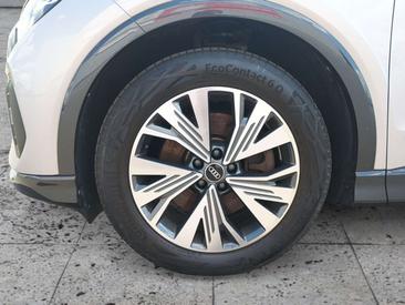 Audi Q4 E-tron Advanced 40 — photo 7