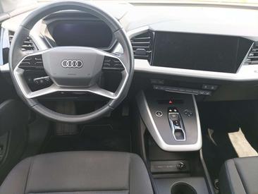 Audi Q4 E-tron Advanced 40 — photo 8