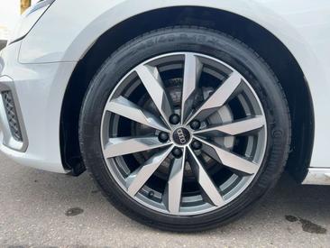 Audi A4 S Line 40 TDI — photo 10