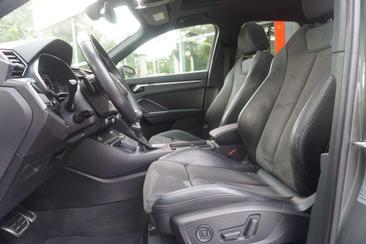 Audi Q3 S Line 40 TFSI — photo 10