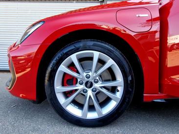 Audi A3 S Line Black 45 TFSI E — photo 10