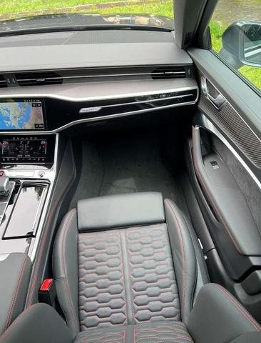 Audi RS6 Avant Performance — photo 18