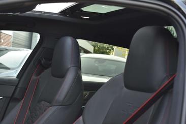 Audi RS6 Avant Performance — photo 10