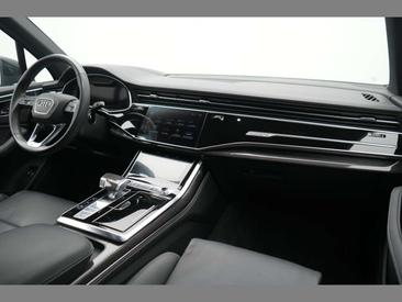 Audi Q7 S Line 60 TFSI E Competition — photo 5