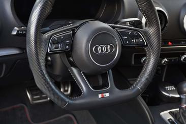 Audi S3 — photo 12