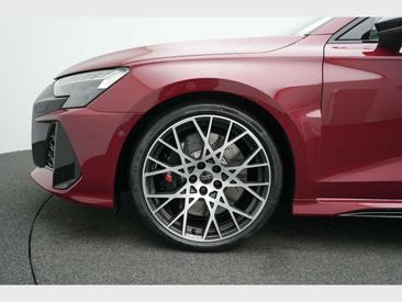 Audi RS3 — photo 18