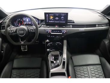 Audi RS4 — photo 16