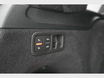 Audi Q7 S Line 60 TFSI E — photo 10