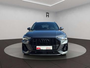 Audi Q3 S Line 40 TFSI — photo 3