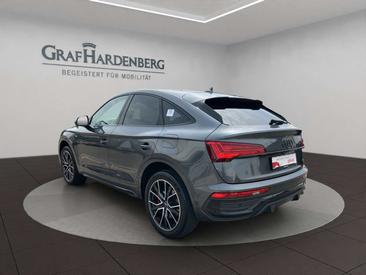 Audi Q5 S Line 50 TFSIe — photo 8