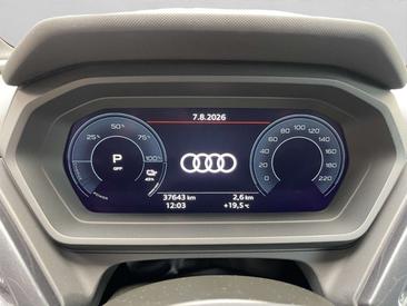 Audi Q4 E-tron Ambiente 40 E-tron — photo 9