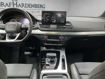 Audi Q5 S Line 50 TFSIe — photo 14