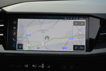 Audi Q4 E-tron S Line 35 E-tron — photo 9