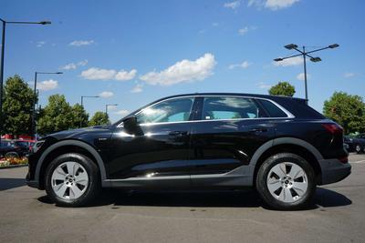 Audi E-tron 50