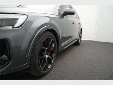 Audi Q7 S Line 60 TFSI E — photo 17