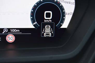 Audi Q4 E-tron S Line 35 E-tron — photo 12