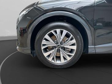 Audi Q4 E-tron Ambiente 40 E-tron — photo 17
