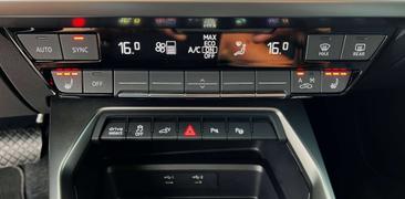 Audi A3 Sportback S Line 40 TFSI E — photo 17