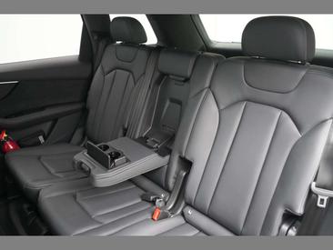 Audi Q7 S Line 60 TFSI E Competition — photo 29