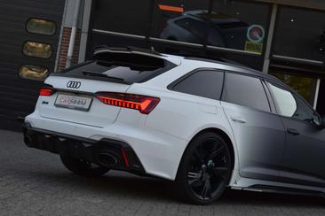 Audi RS6 Avant Performance — photo 46