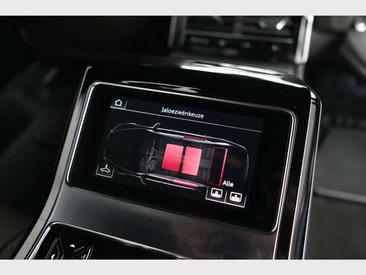 Audi A8 B&O Advanced 60 TFSIe — photo 8