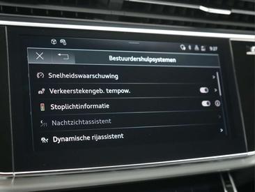 Audi Q8 E-hybrid — photo 25