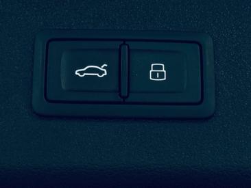 Audi A4 Avant 35 TFSI — photo 8