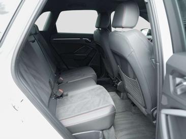 Audi Q3 S Line 35 TDI — photo 10