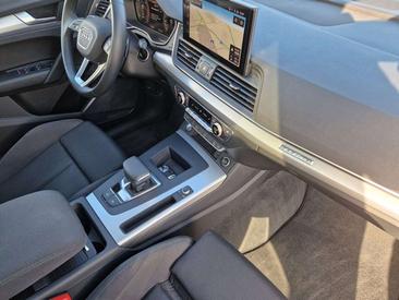 Audi Q5 S Line 40 TDI — photo 17