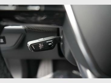Audi E-tron GT — photo 10