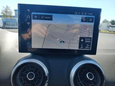 Audi Q2 Advanced 35 TFSI — photo 16