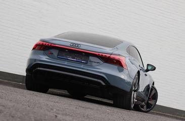 Audi RS E-tron GT — photo 17
