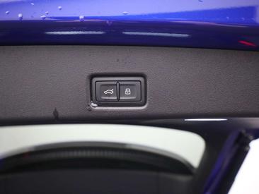 Audi SQ5 SUV 367 PK — photo 21