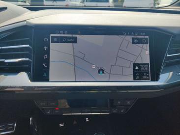 Audi Q4 E-tron S Line 55 — photo 16